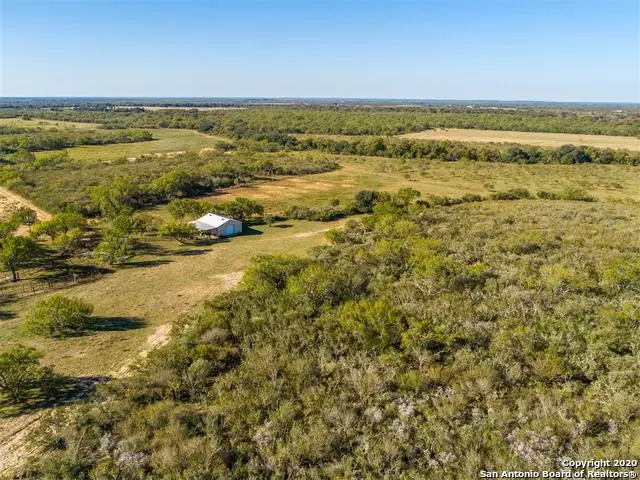 TBD FM 2200, Devine, TX 78016