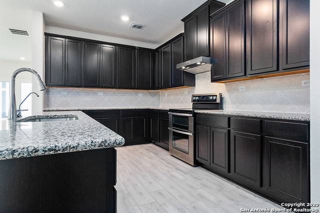 San Antonio, TX 78261,5112 Devanado Way
