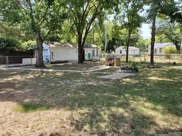 Schertz, TX 78154,409 Brooks Ave