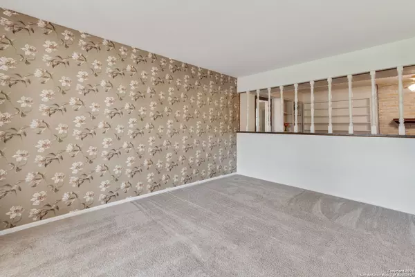 San Antonio, TX 78230-2421,10302 REDLAWN DR