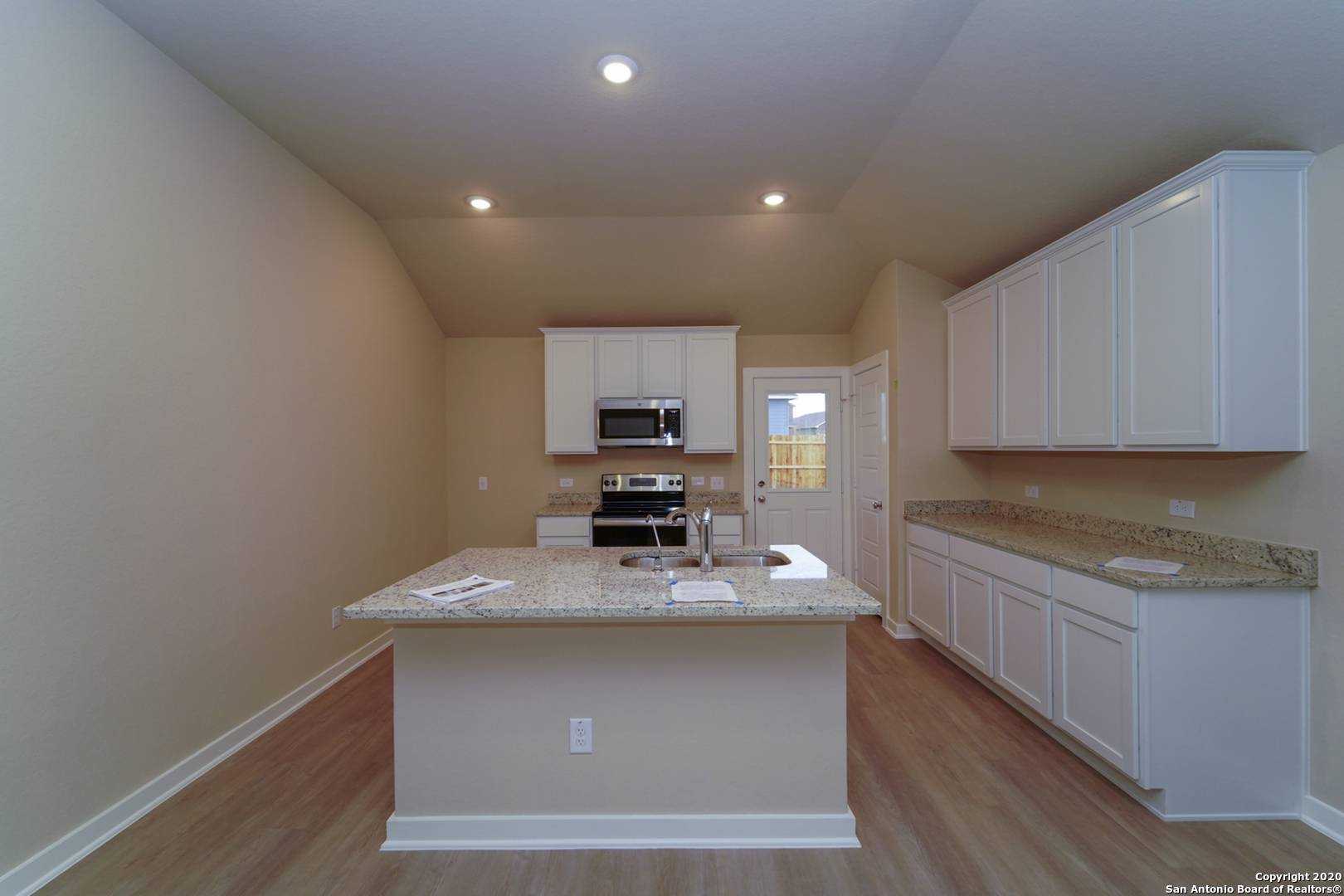 New Braunfels, TX 78130,3215 Blue Lobelia
