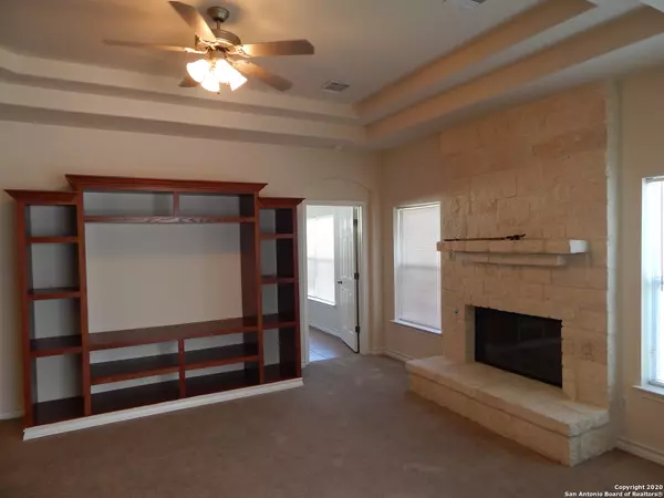 Elmendorf, TX 78112,7619 Bit Circle