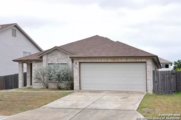 8007 CHESTNUT CEDAR DR, Converse, TX 78109-3101