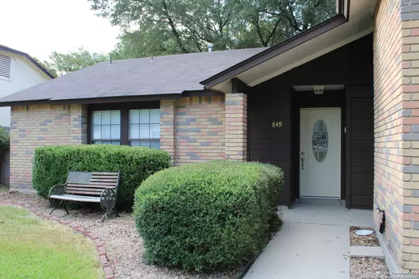 Universal City, TX 78148-3727,849 GARDEN MEADOW DR