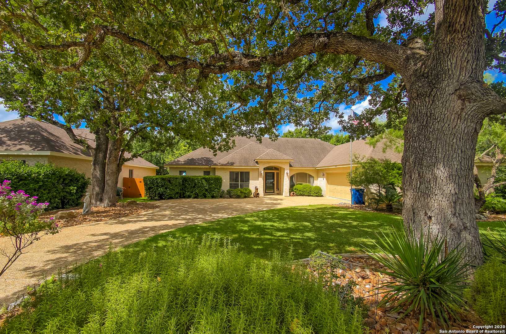 Fair Oaks Ranch, TX 78015-4949,30223 FAIRWAY ASH