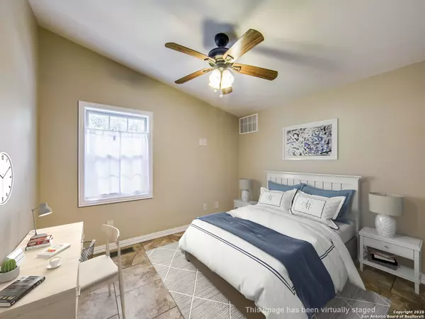 Lakehills, TX 78063-4342,232 ANGEL DR