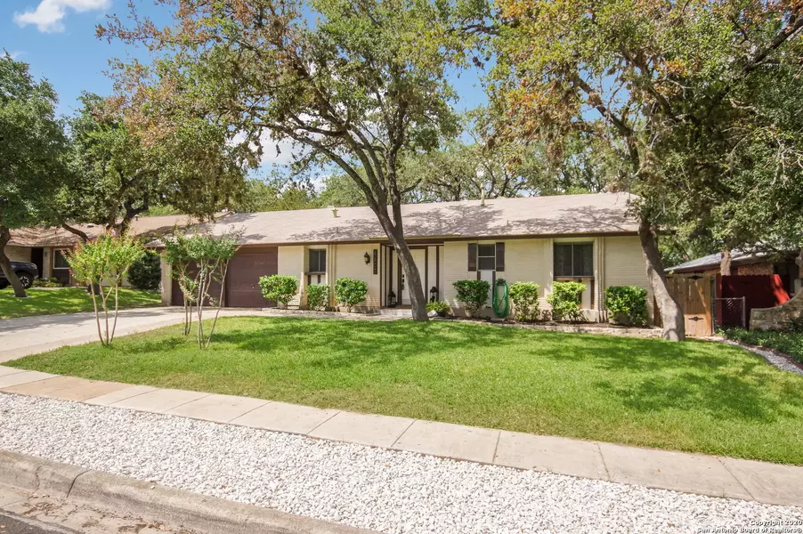 4807 Clemson St, San Antonio, TX 78249-1702