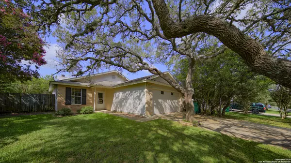 Boerne, TX 78006-1906,332 BENTWOOD DR