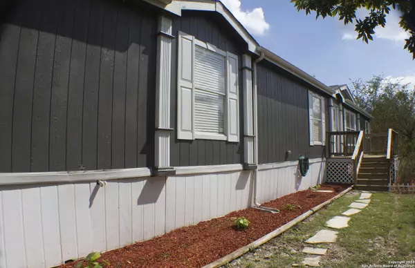 San Antonio, TX 78253-6913,1410 COUNTY ROAD 3820