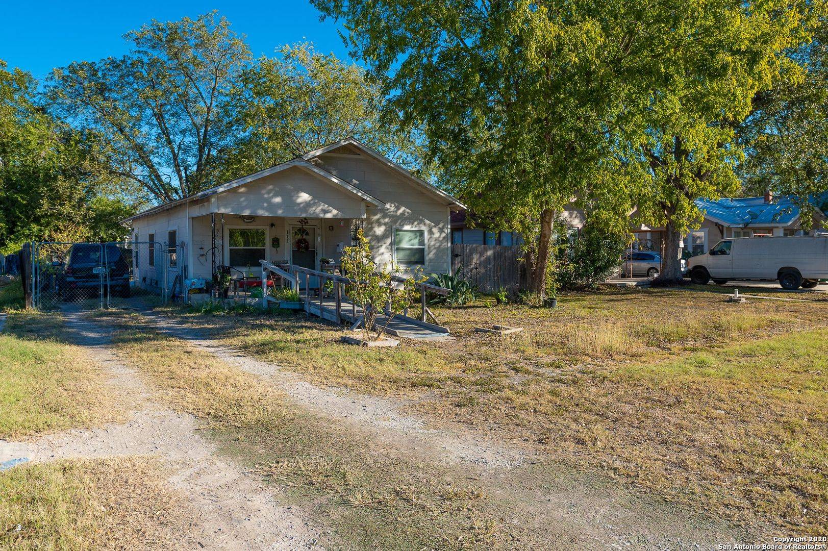 447 SAIPAN PL, San Antonio, TX 78221-2934