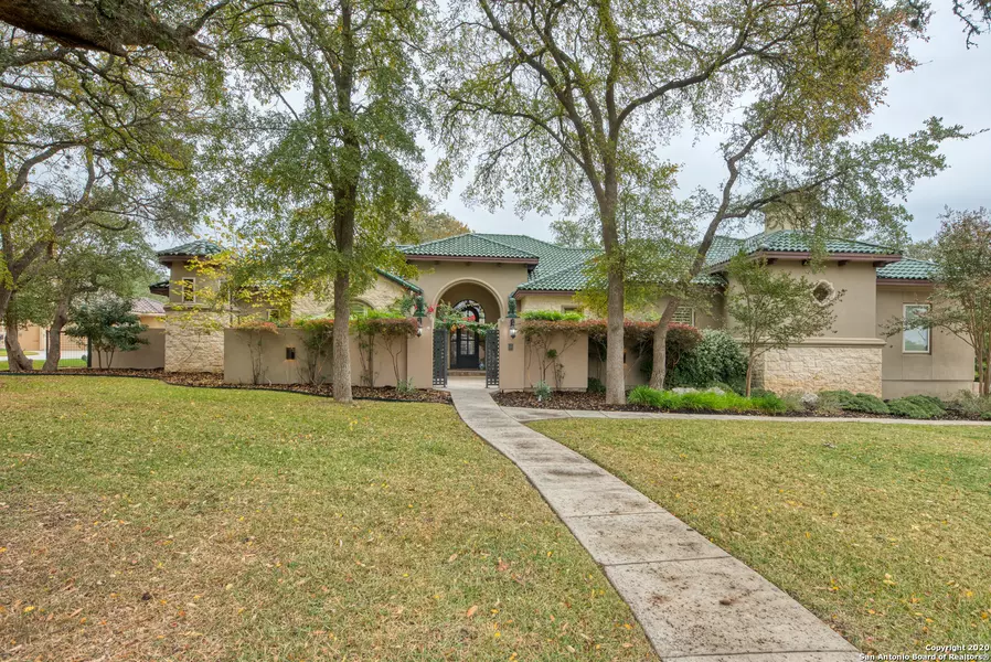 10123 STEINIG LINK, New Braunfels, TX 78132-4660