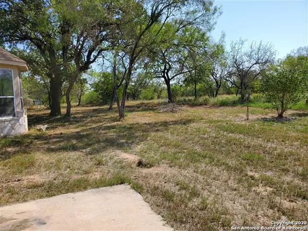 Von Ormy, TX 78073-3005,22110 SAVANNAH HTS