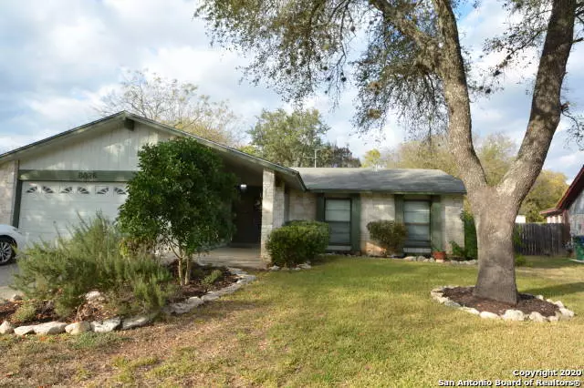 8826 THATCH DR, San Antonio, TX 78240-3714