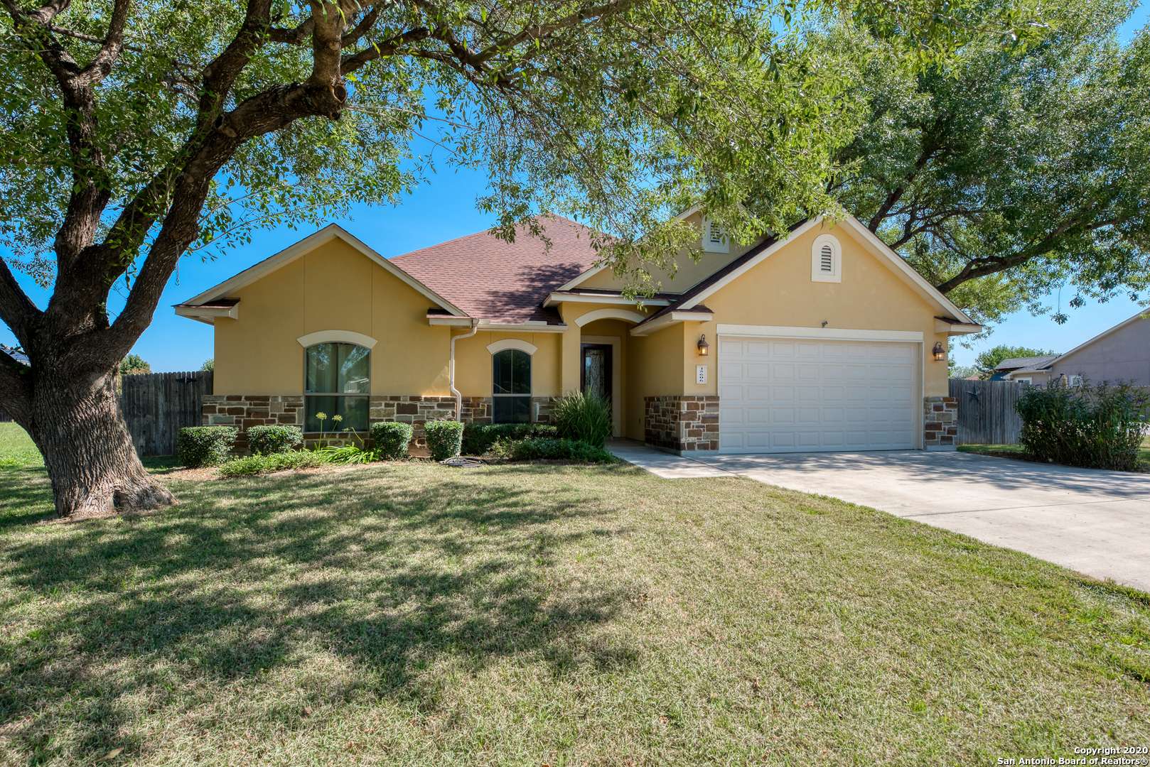 15606 DELL LN, Selma, TX 78154-1862