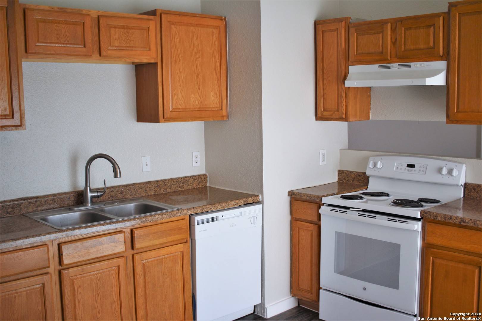 San Antonio, TX 78244-3237,4003 SUNRISE PASS
