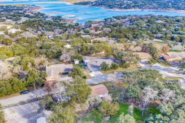 Canyon Lake, TX 78133-4351,113 CREEKVIEW DR