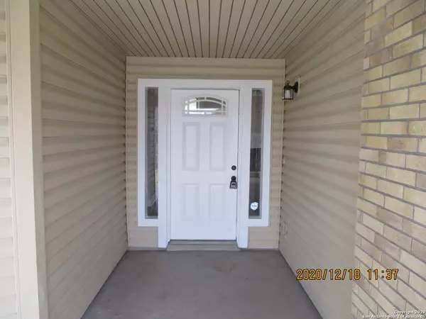 San Antonio, TX 78233,5815 Larkdale Dr