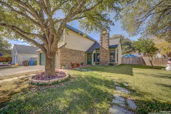 8323 CLAYS PT, San Antonio, TX 78250-2883