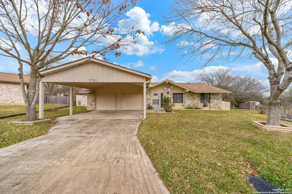 Live Oak, TX 78233-2944,7721 MARIGOLD TRACE ST