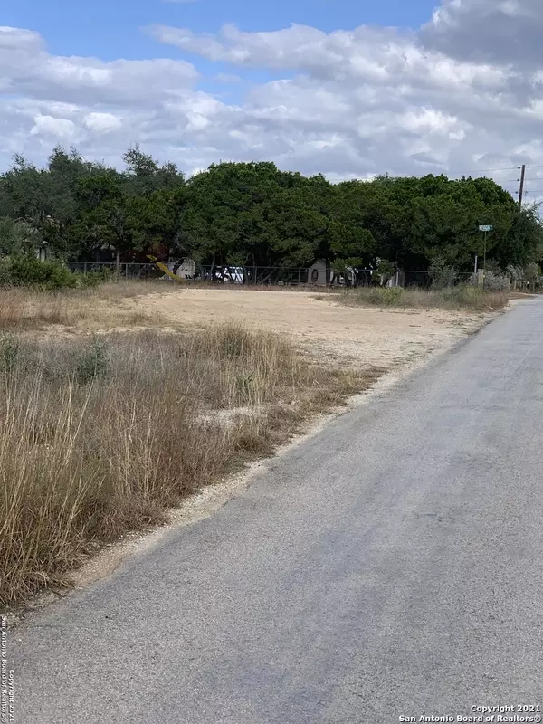 Lakehills, TX 78063,LOT 1-24 8th Street