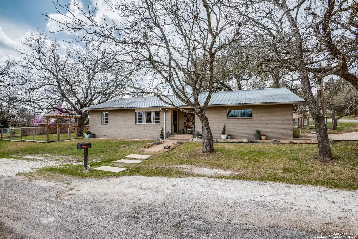 Blanco, TX 78606,619 Live Oak St