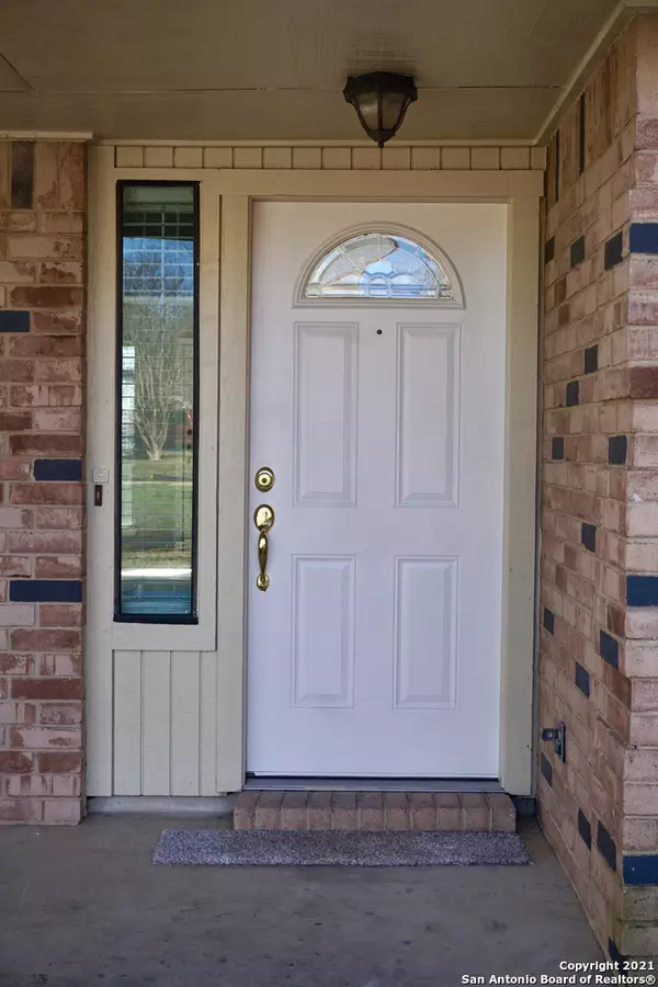 Live Oak, TX 78233-7205,7706 FOREST MOON