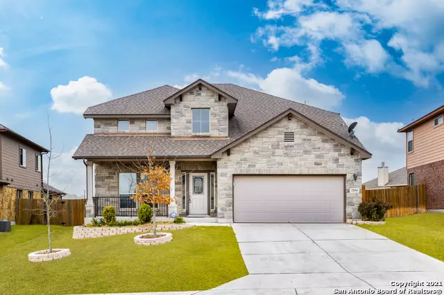 2154 DOVE CROSSING DR, New Braunfels, TX 78130-3363