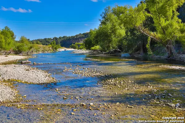 Pipe Creek, TX 78063,HOMESITE 18 E Rio Azul Dr