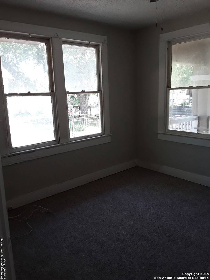 San Antonio, TX 78223-2525,115 MONTROSE ST