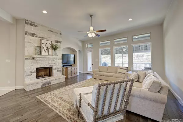 San Antonio, TX 78261-2662,3807 MAJESTIC SAGE