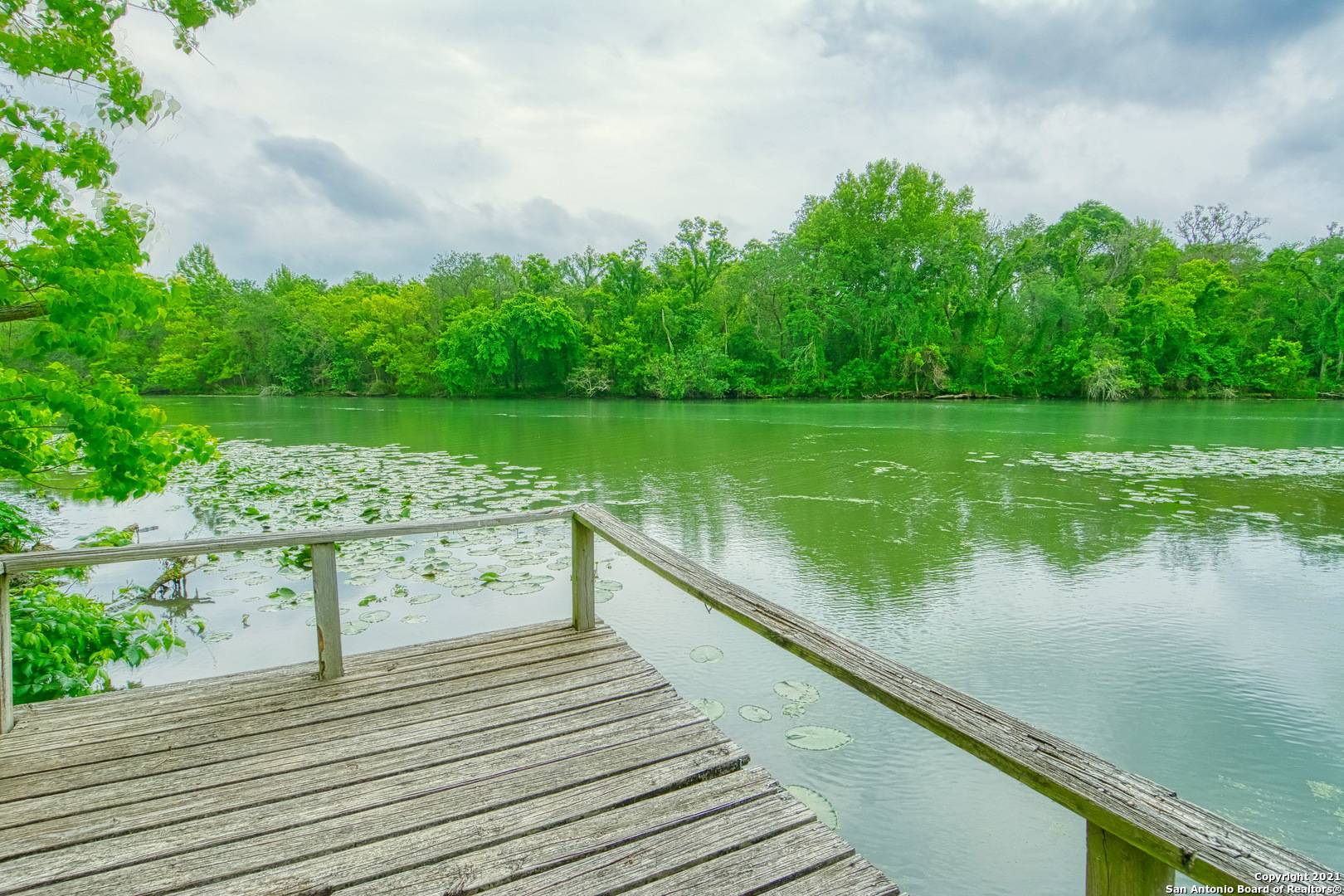 55 Breiger Rd,  Gonzales,  TX 78629