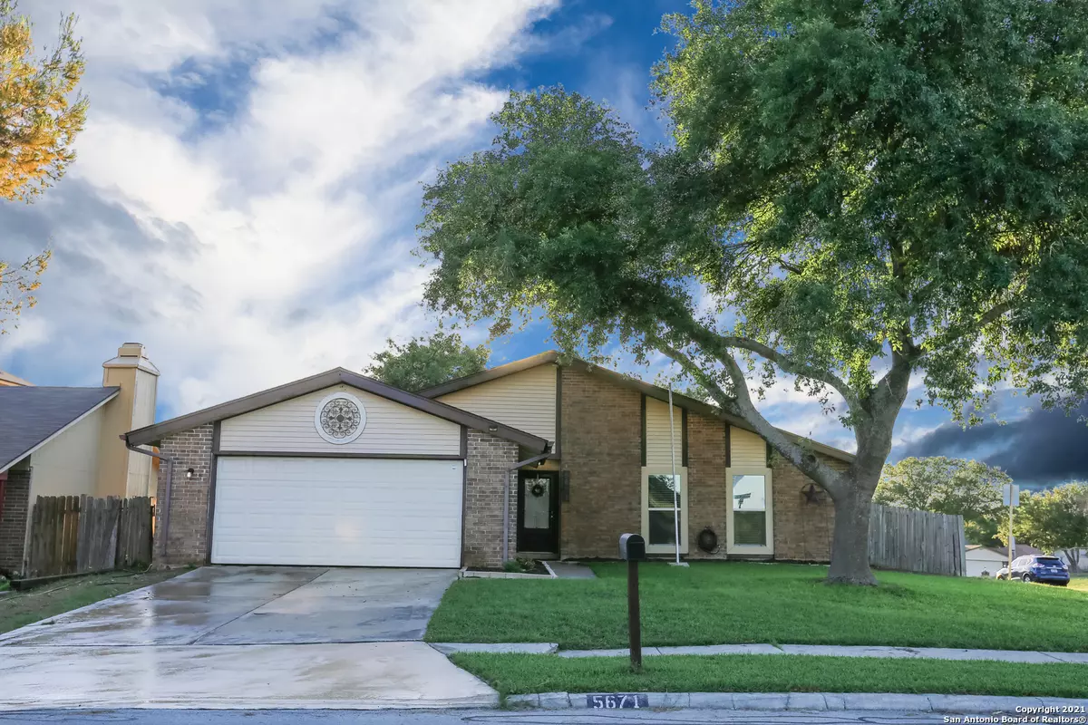 San Antonio, TX 78233-5036,5671 WOOD CLIMB ST