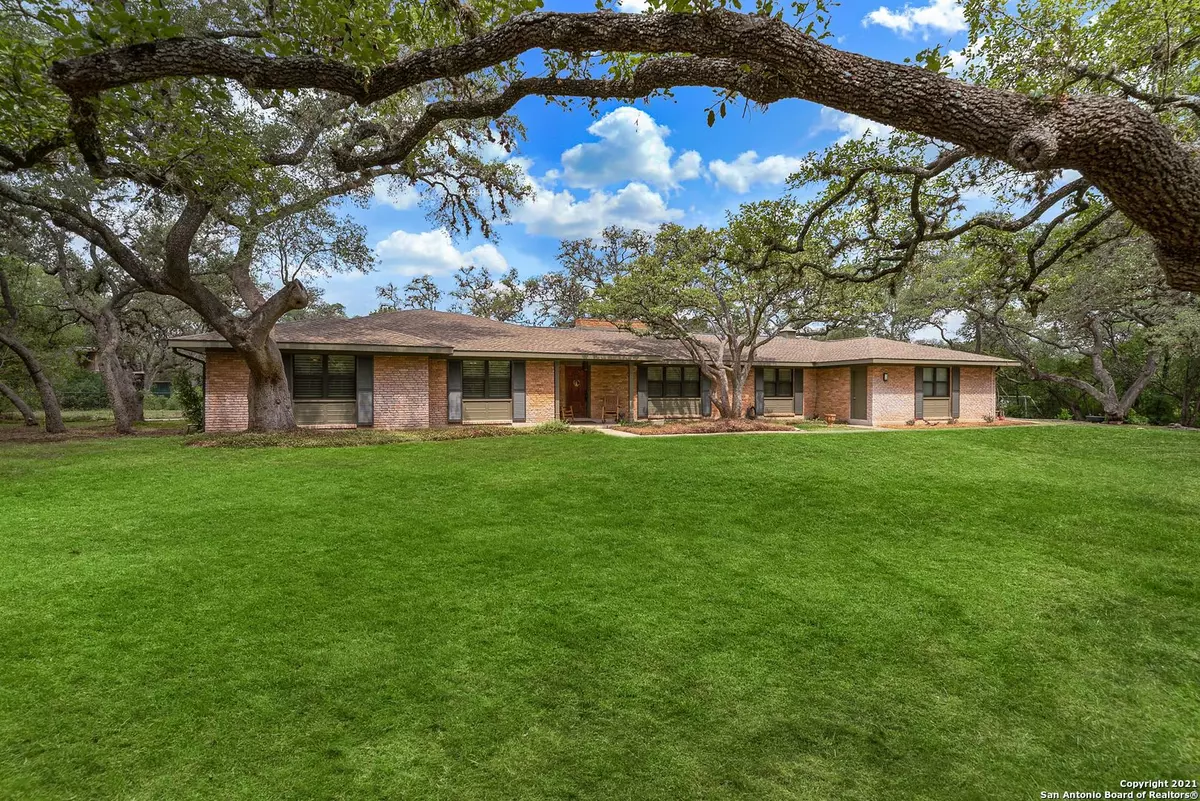 Shavano Park, TX 78231-1513,416 CLIFFSIDE DR