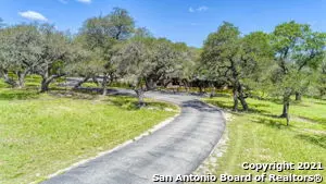 300 Flying R Ranch Rd, Spring Branch, TX 78070-6100