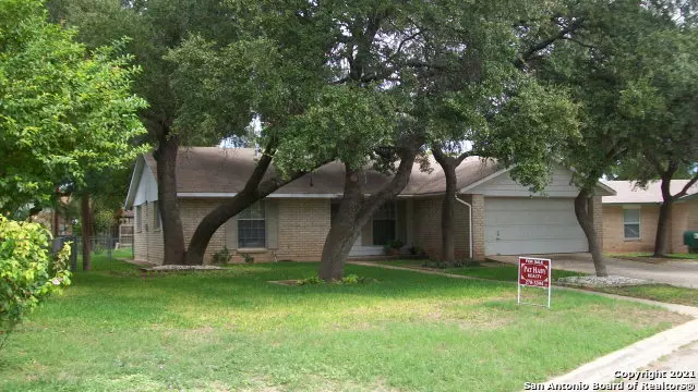 630 Farel Circle, Uvalde, TX 78801