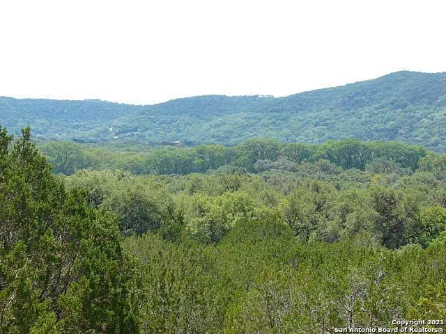 Leakey, TX 78873,32 Indian Creek Road