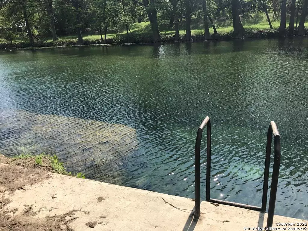 Leakey, TX 78873,863 Flatrock Circle