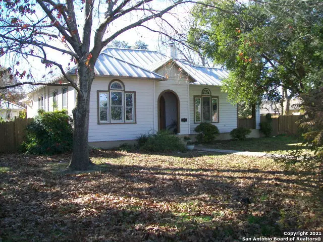 815 Getty St., Uvalde, TX 78801