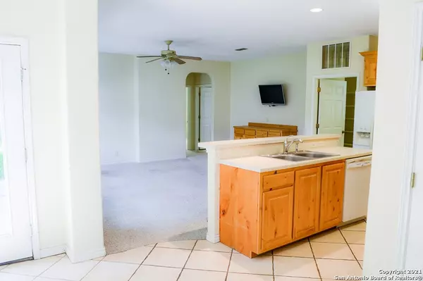 Uvalde, TX 78801,1237 Magnolia
