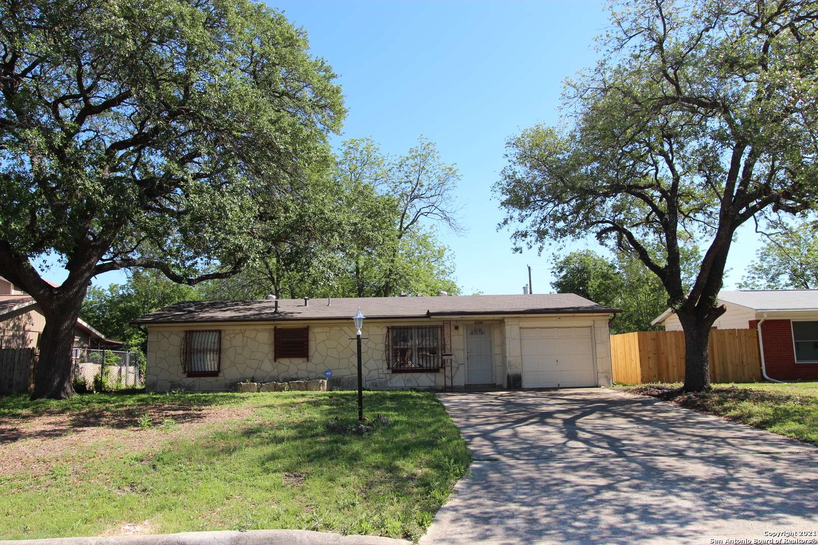 326 ROSEMONT DR, San Antonio, TX 78228-4235