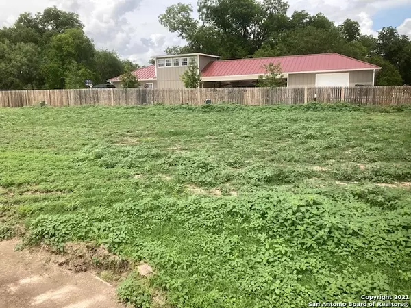 Uvalde, TX 78801,117 Sutton Place-Lot #14