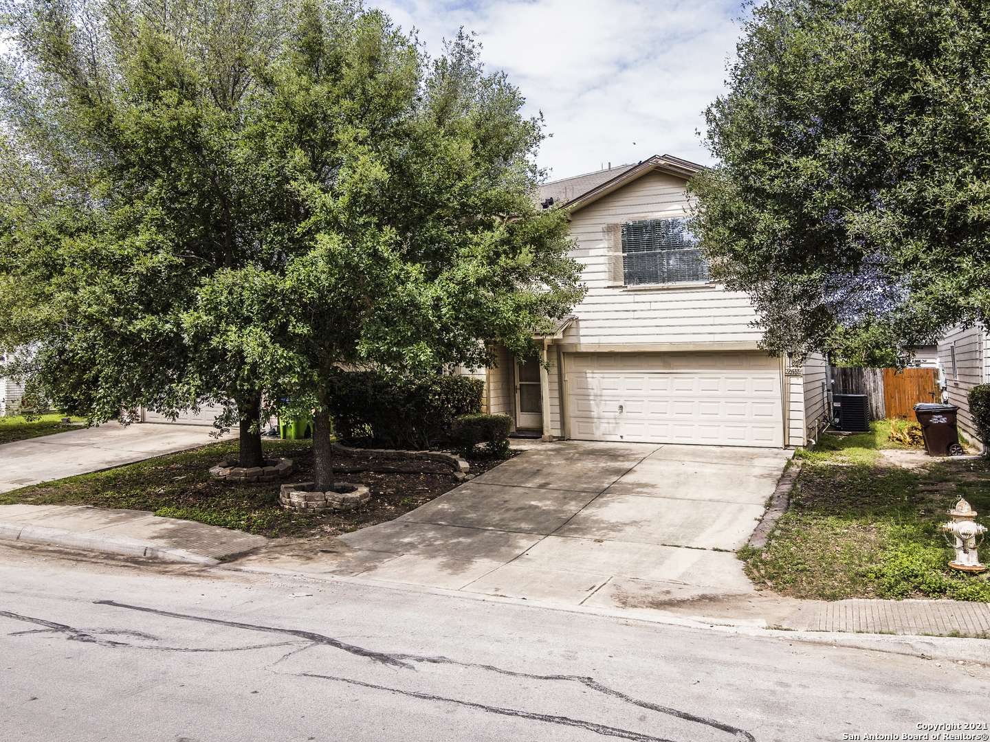 2615 THUNDER GULCH, San Antonio, TX 78245-2391