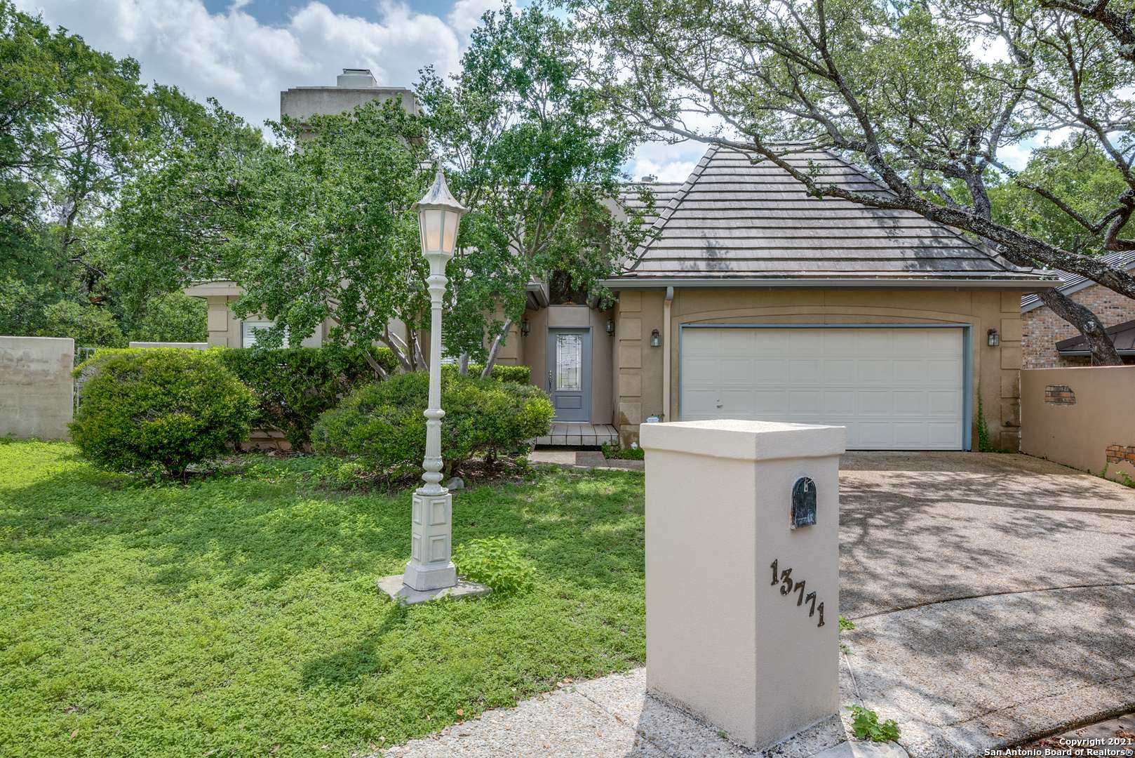 San Antonio, TX 78216-1941,13771 BLUFF VILLAS CT