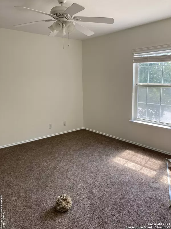 San Antonio, TX 78233-3875,14806 MOUNTAINSIDE RDG