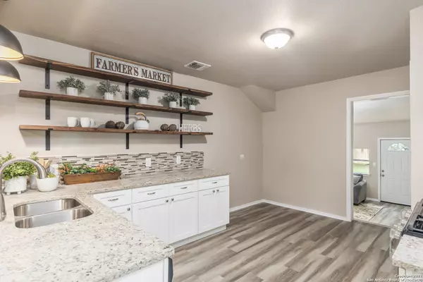 San Antonio, TX 78212-1154,129 SAN ANGELO