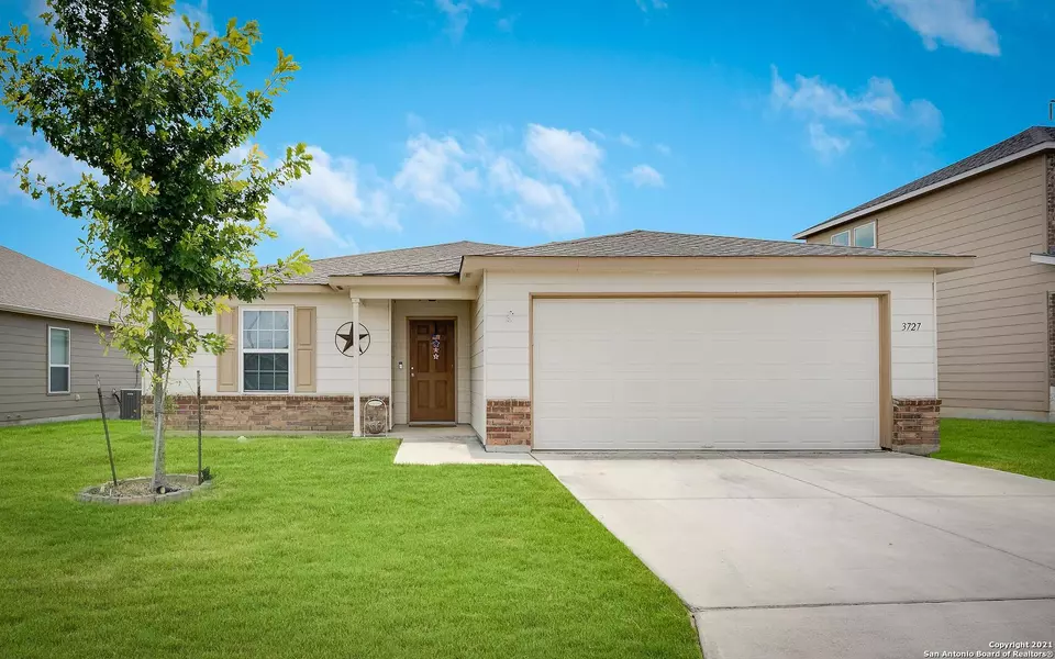 3727 Indian Hills, Selma, TX 78154