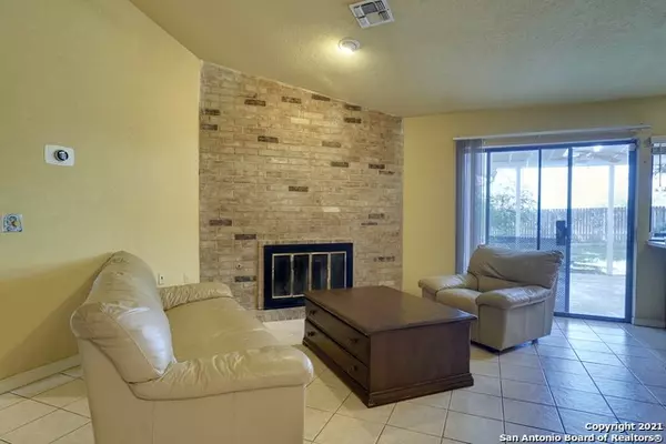 San Antonio, TX 78233-5948,5206 LINDA COLONIA ST