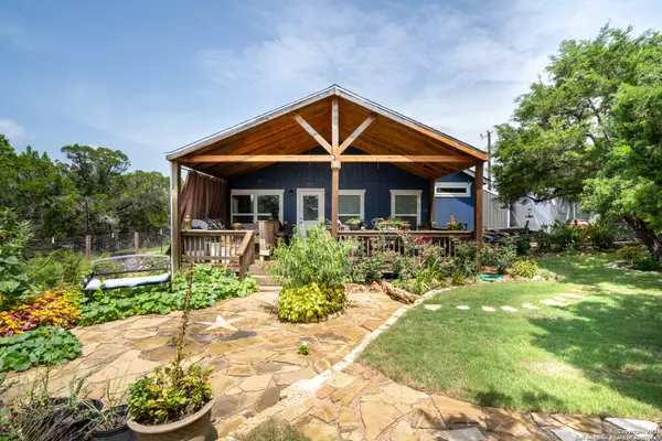 295 DEER RUN PASS, Canyon Lake, TX 78133-3886