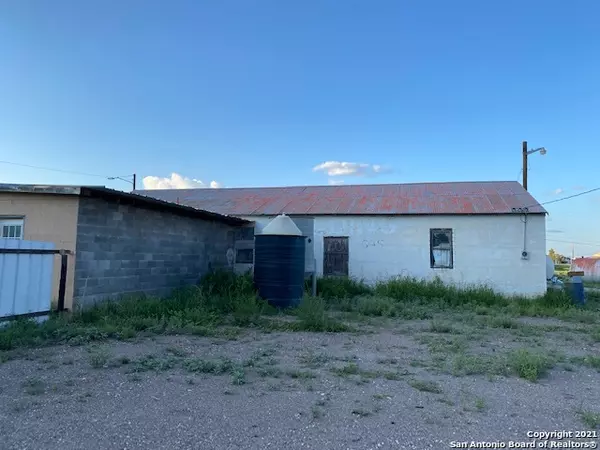 Fort Davis, TX 79734,712 State