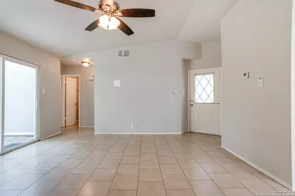 San Antonio, TX 78250-5718,9820 VILLAGE BRIAR